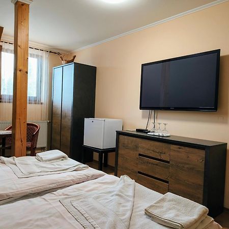 Penzion Mlynarka Rajecké Teplice Buitenkant foto